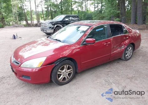 2007 Honda Accord 2.4 Ex from USA, damaged, VIN 1HGCM56827A036029